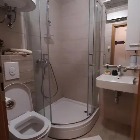 Eskim Jahorina, Db 301 *